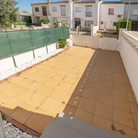 Villa Welcs 146 Emp Con Terraza Empuriabrava